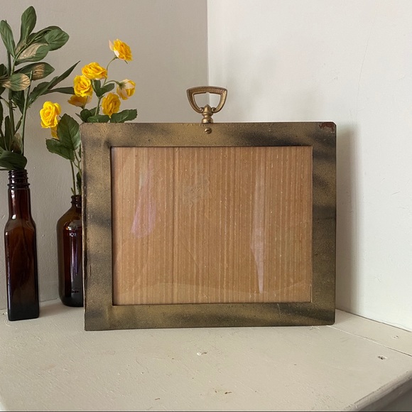 Vintage metal wall hanging frame - Picture 2 of 5